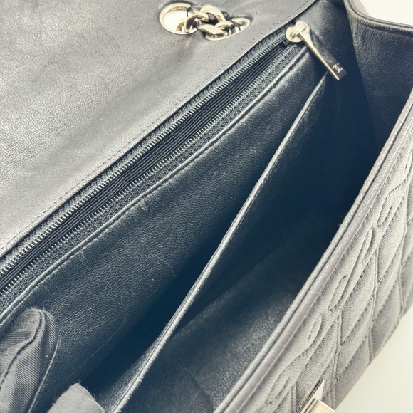 Chanel 2.55 - Picture 14 of 16